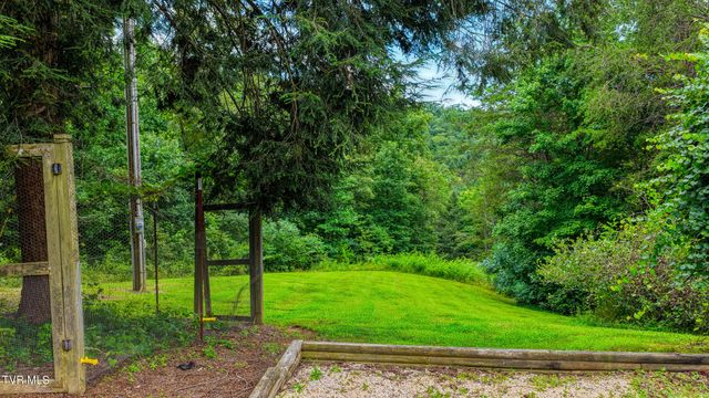 201 Early Branch Road, Rogersville, TN 37857