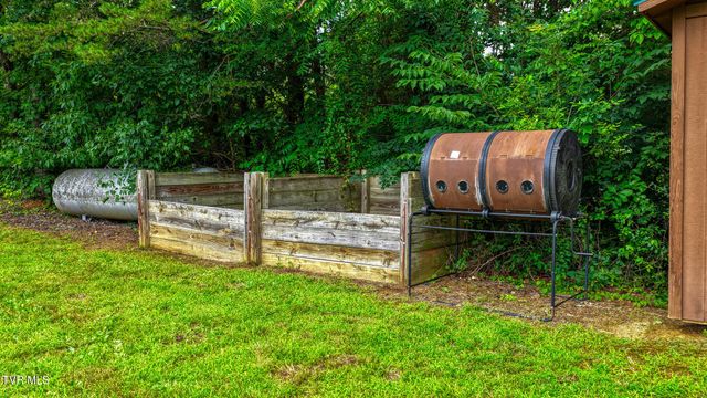 201 Early Branch Road, Rogersville, TN 37857