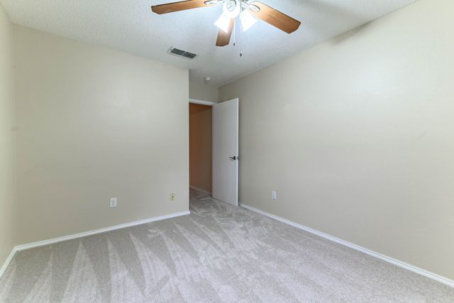 633 Manchester Drive, Mansfield, TX 76063
