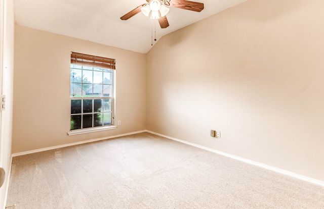 633 Manchester Drive, Mansfield, TX 76063