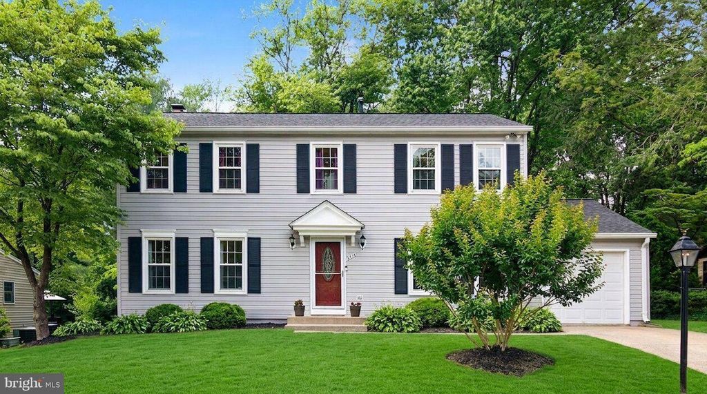 9514 WALLINGFORD DR, Burke, VA 22015