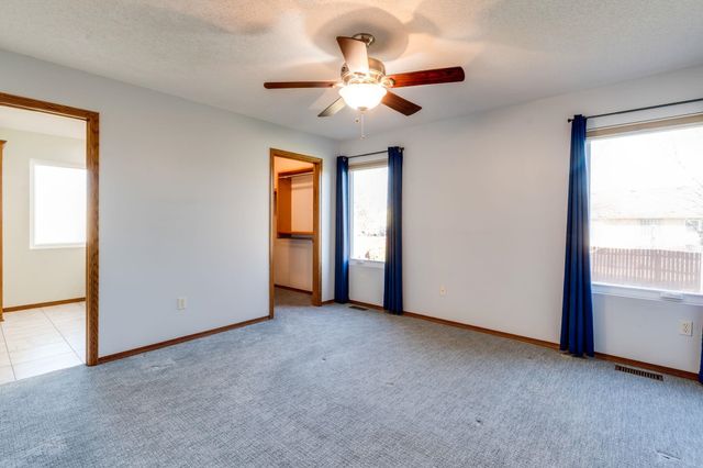 2118 E James, Derby, KS 67037