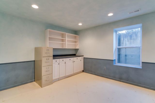 2118 E James, Derby, KS 67037