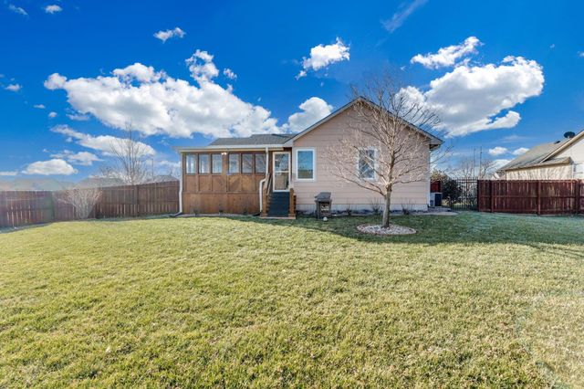 2118 E James, Derby, KS 67037