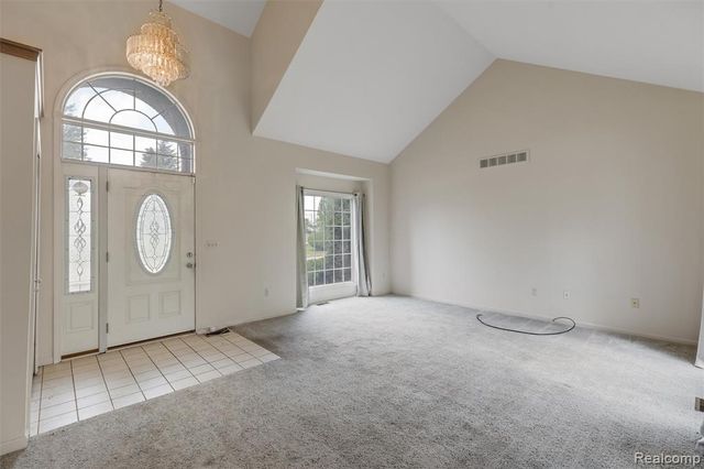 750 Clairpointe Woods Drive, Detroit, MI 48215