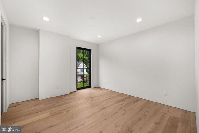 113 JAMES DR SW, Vienna, VA 22180