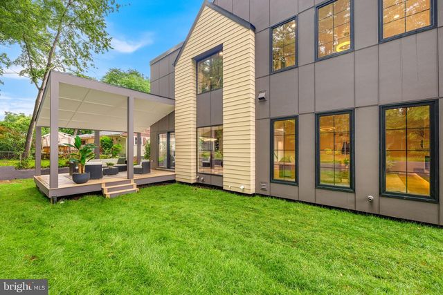 113 JAMES DR SW, Vienna, VA 22180