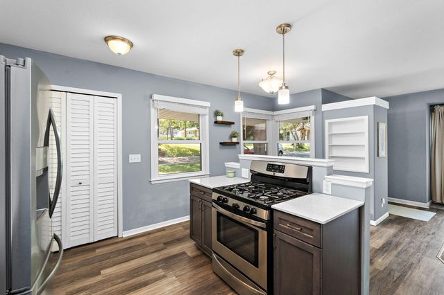 3120 Major Avenue N, Golden Valley, MN 55422