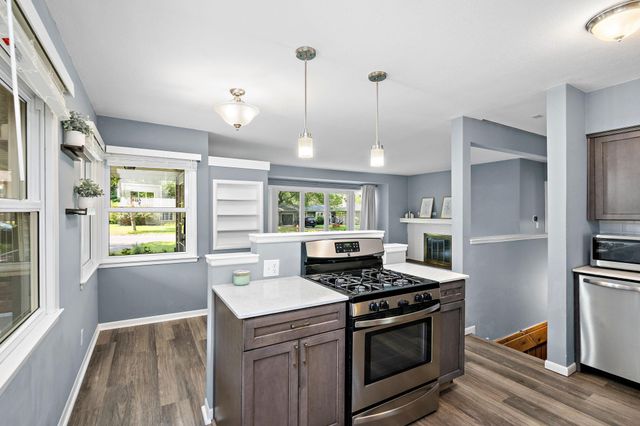 3120 Major Avenue N, Golden Valley, MN 55422