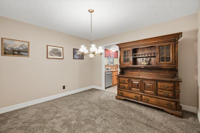 411 County Road 2298, Cleveland, TX 77327