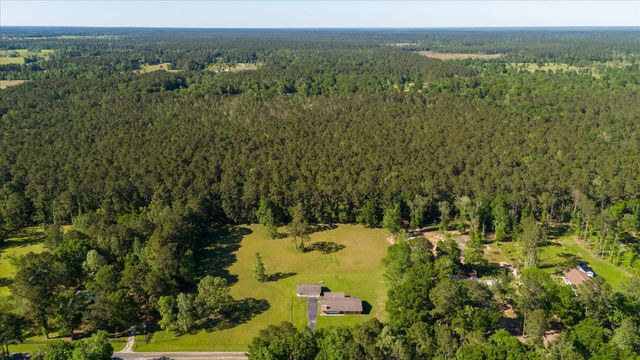 411 County Road 2298, Cleveland, TX 77327