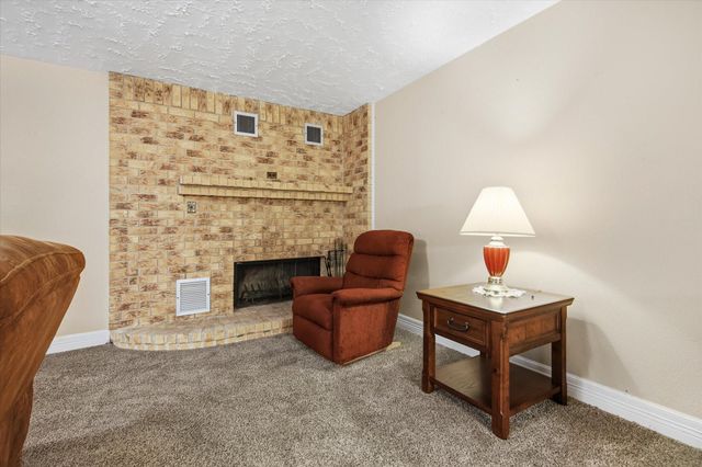 411 County Road 2298, Cleveland, TX 77327
