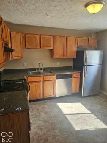 8607 Montery Road, Indianapolis, IN 46226