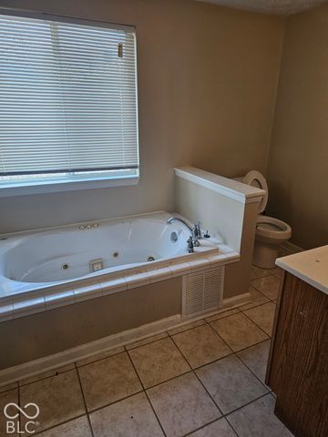8607 Montery Road, Indianapolis, IN 46226