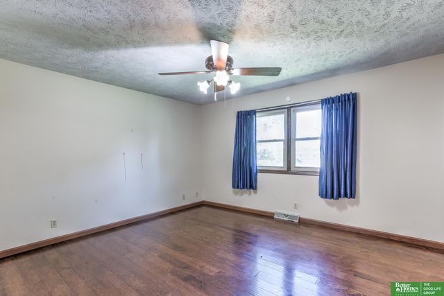 3412 Leawood Drive, Bellevue, NE 68123