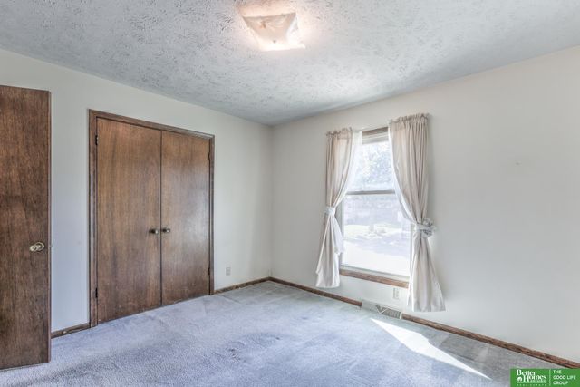 3412 Leawood Drive, Bellevue, NE 68123