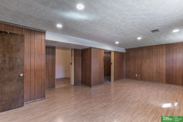 3412 Leawood Drive, Bellevue, NE 68123