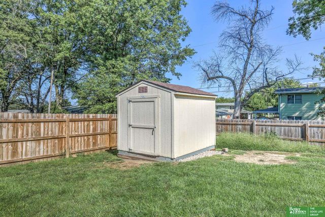 3412 Leawood Drive, Bellevue, NE 68123