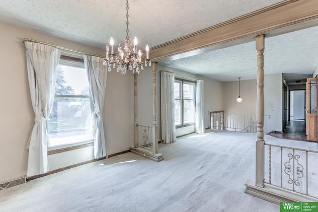 3412 Leawood Drive, Bellevue, NE 68123