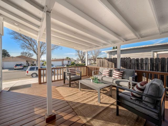 100 Beacon Drive, Milpitas, CA 95035