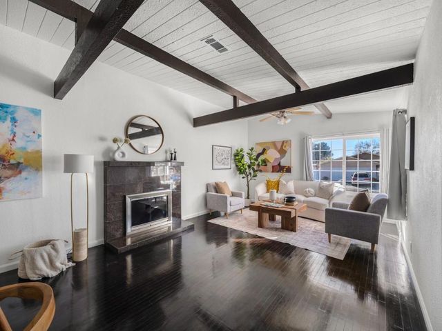 100 Beacon Drive, Milpitas, CA 95035