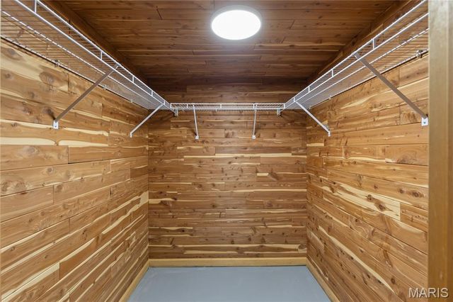 3475 Stonehaven, Florissant, MO 63033