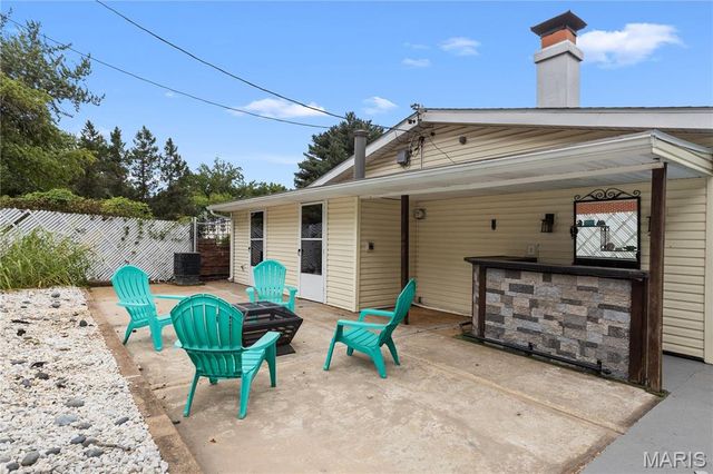 3475 Stonehaven, Florissant, MO 63033