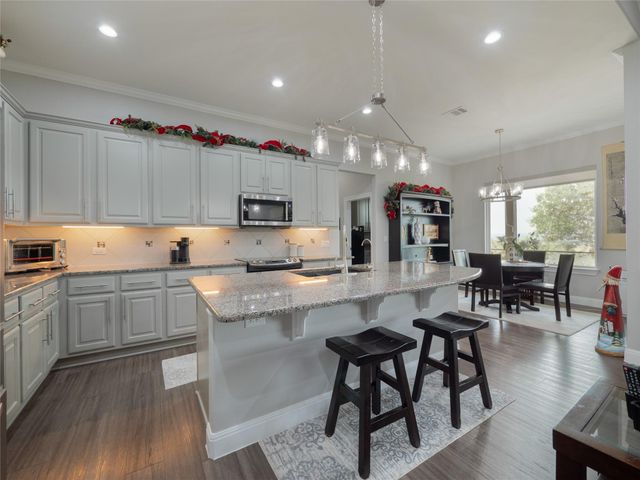 504 Cedar Mountain DR, Marble Falls, TX 78654