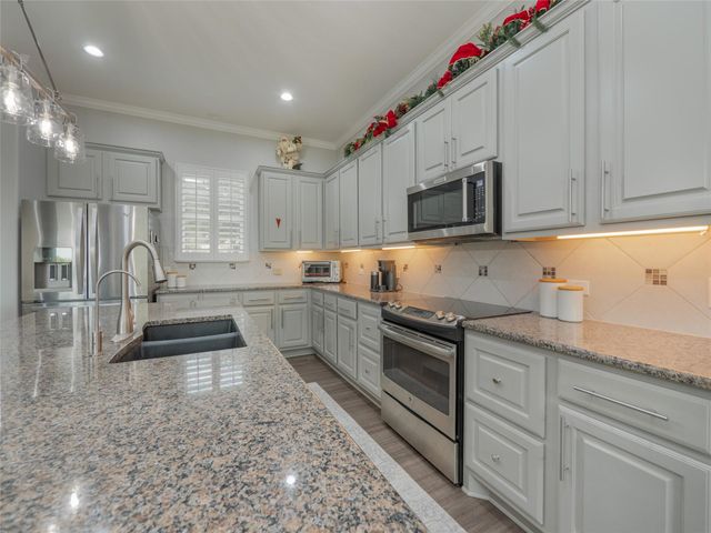 504 Cedar Mountain DR, Marble Falls, TX 78654