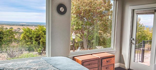 504 Cedar Mountain DR, Marble Falls, TX 78654