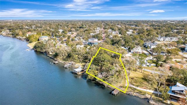 3306 N PERRY AVENUE, Tampa, FL 33603