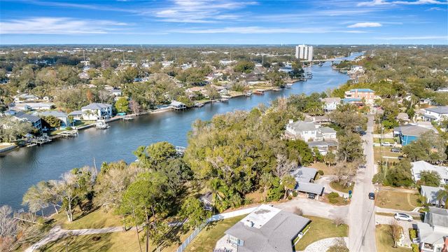 3306 N PERRY AVENUE, Tampa, FL 33603