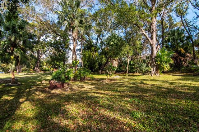 3306 N PERRY AVENUE, Tampa, FL 33603