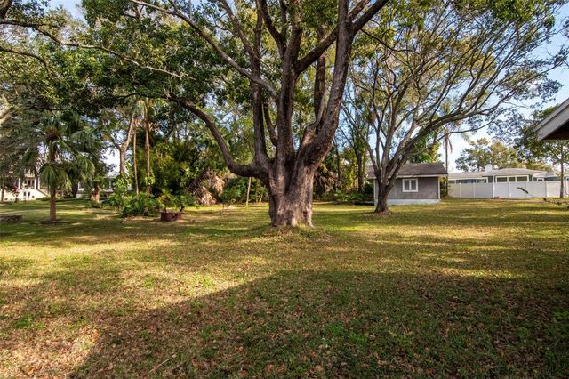 3306 N PERRY AVENUE, Tampa, FL 33603