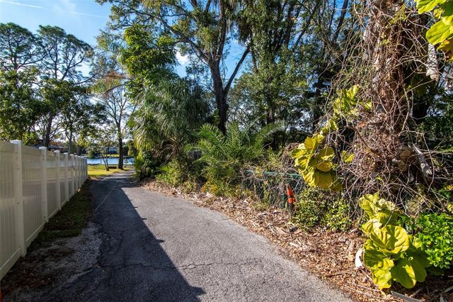 3306 N PERRY AVENUE, Tampa, FL 33603