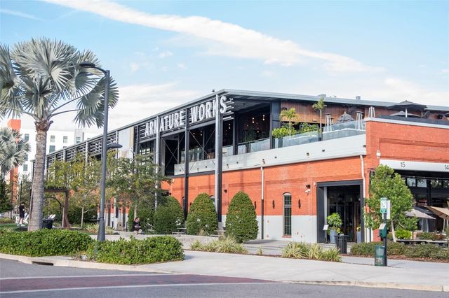 3306 N PERRY AVENUE, Tampa, FL 33603