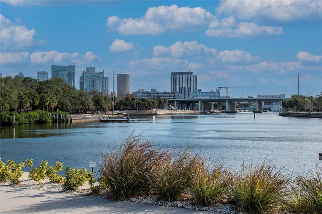 3306 N PERRY AVENUE, Tampa, FL 33603