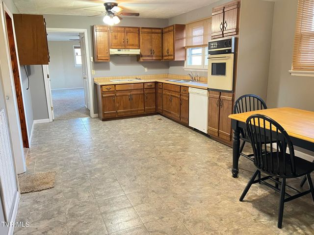 229 Clint Street, Kingsport, TN 37660