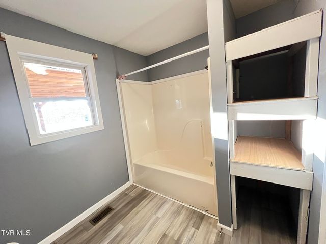 229 Clint Street, Kingsport, TN 37660