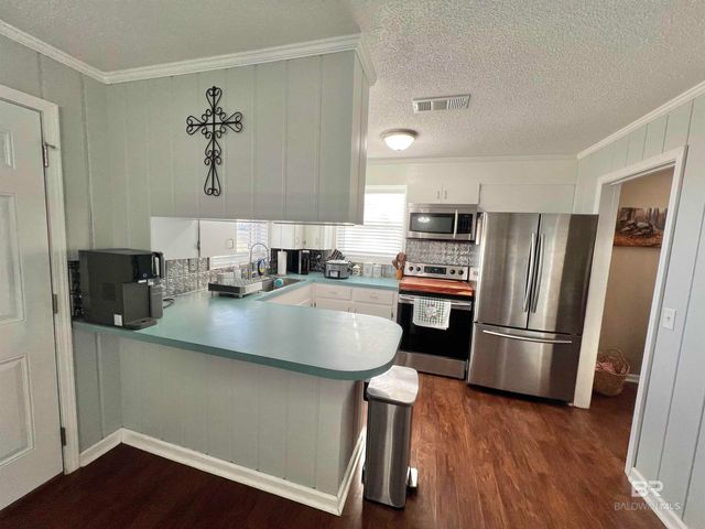 4075 Macks Road, Century, FL 32535