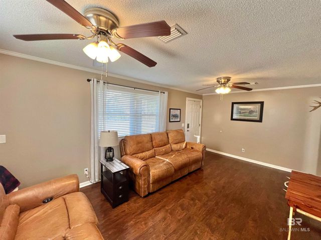 4075 Macks Road, Century, FL 32535