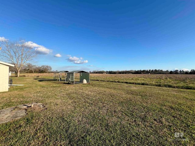 4075 Macks Road, Century, FL 32535