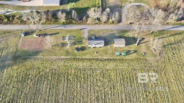 4075 Macks Road, Century, FL 32535