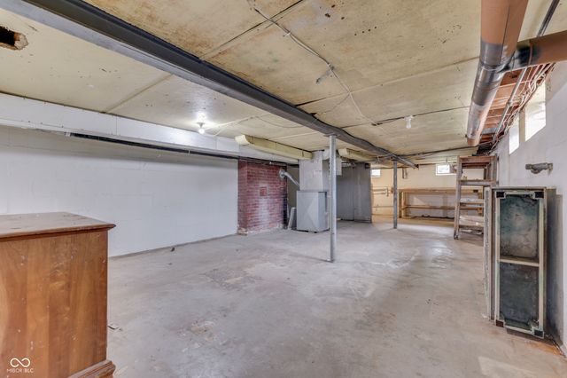 1601 Southern Avenue, Beech Grove, IN 46107