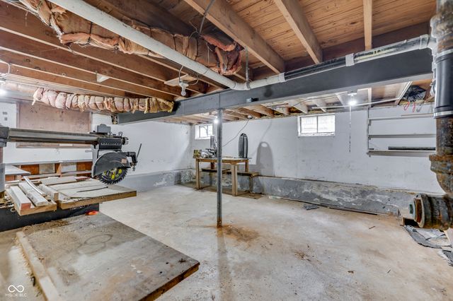 1601 Southern Avenue, Beech Grove, IN 46107