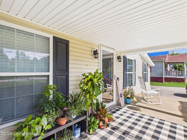 6617 W Orell Rd, Louisville, KY 40272