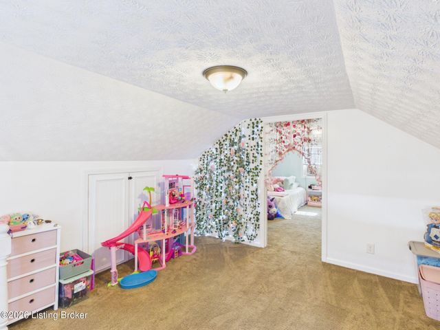 6617 W Orell Rd, Louisville, KY 40272