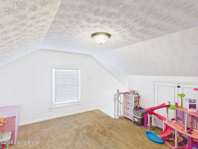 6617 W Orell Rd, Louisville, KY 40272