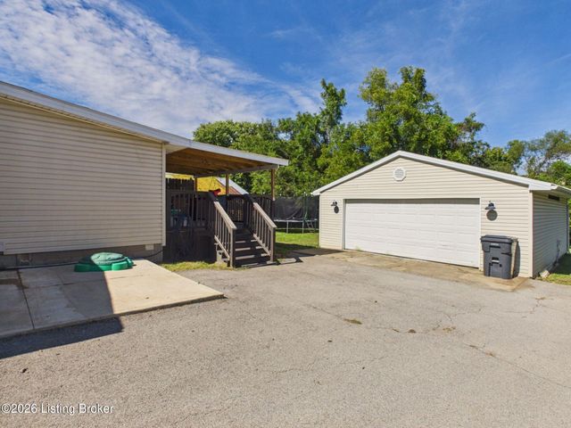 6617 W Orell Rd, Louisville, KY 40272