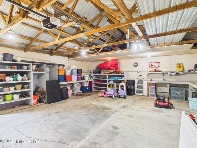 6617 W Orell Rd, Louisville, KY 40272